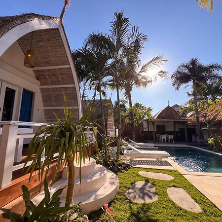 Coconut Dream Villas Gili Trawangan Exterior photo