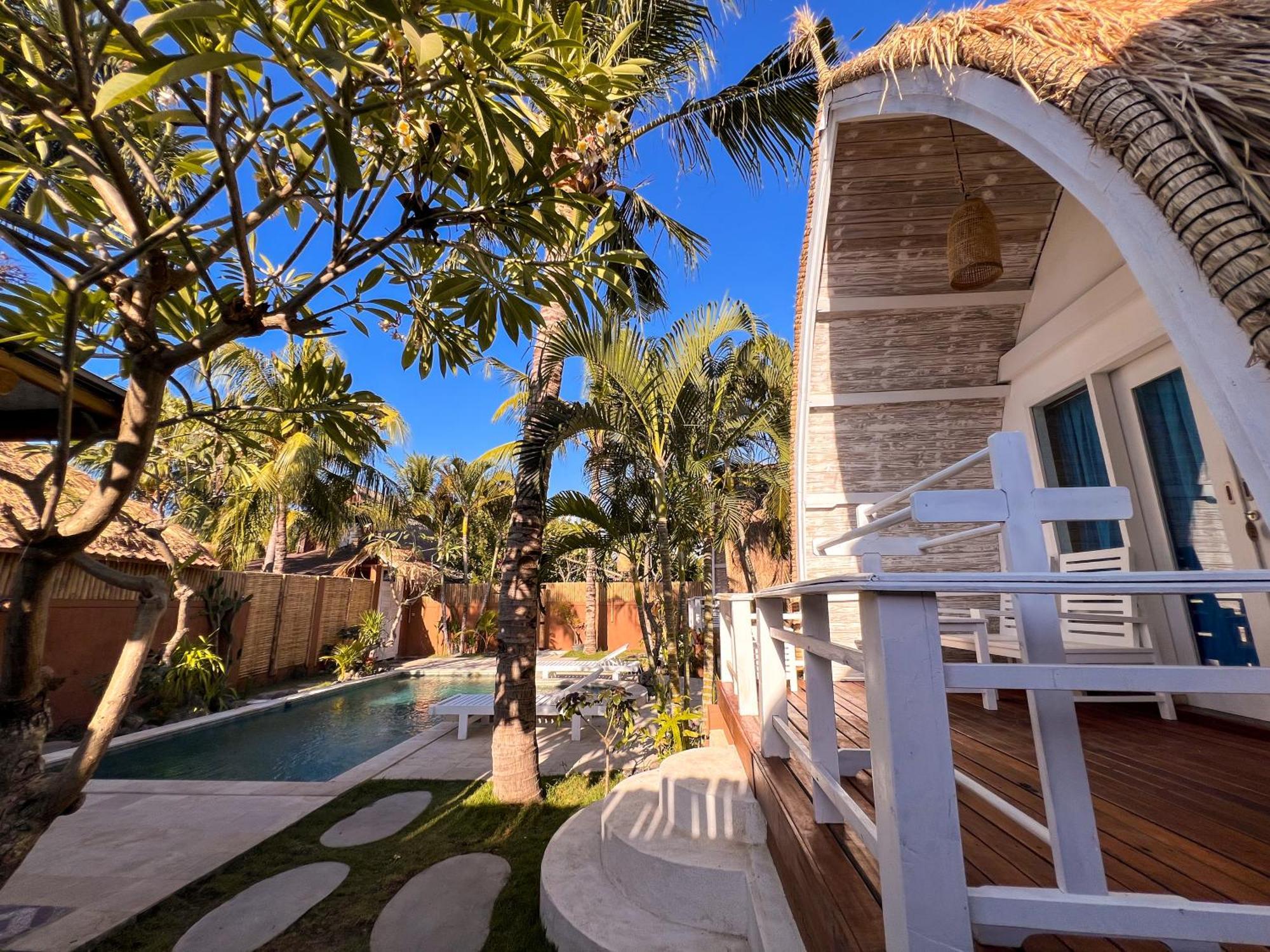 Coconut Dream Villas Gili Trawangan Exterior photo