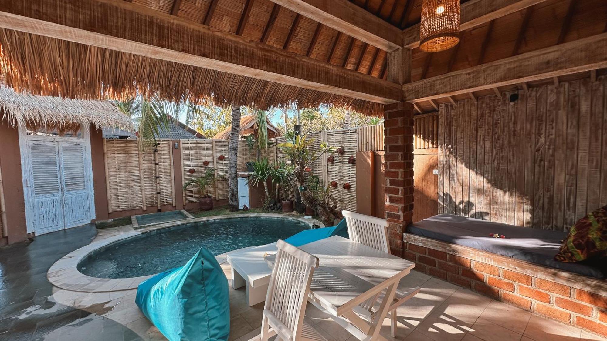 Coconut Dream Villas Gili Trawangan Exterior photo